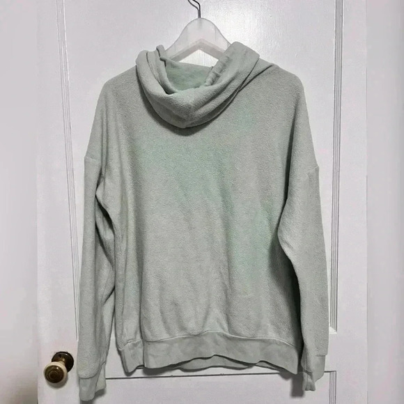 Soft Serve Cotton Cloud Hoodie in
Ocean Mint Size L - Picture 4 of 4